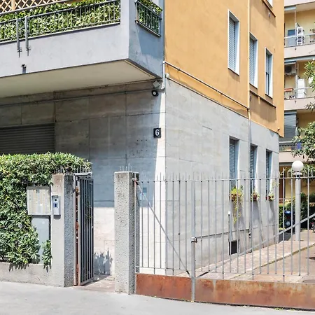 Salutati Flexyrent Ac Apartment *