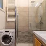 Salutati Flexyrent Ac Апартаменты